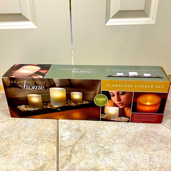 NIB Sarah Peyton Home Flameless Candle Set - Picture 8 of 8